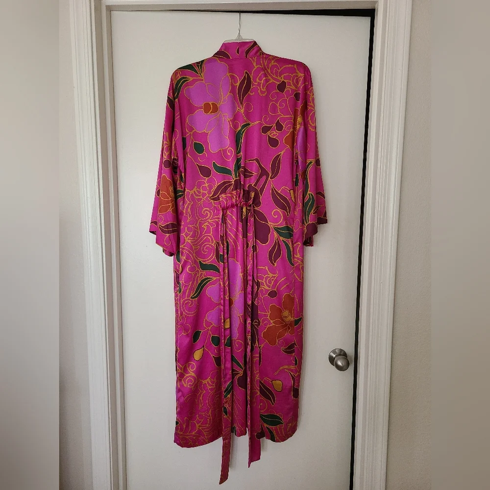 Natori Robe - Picture 3 of 6